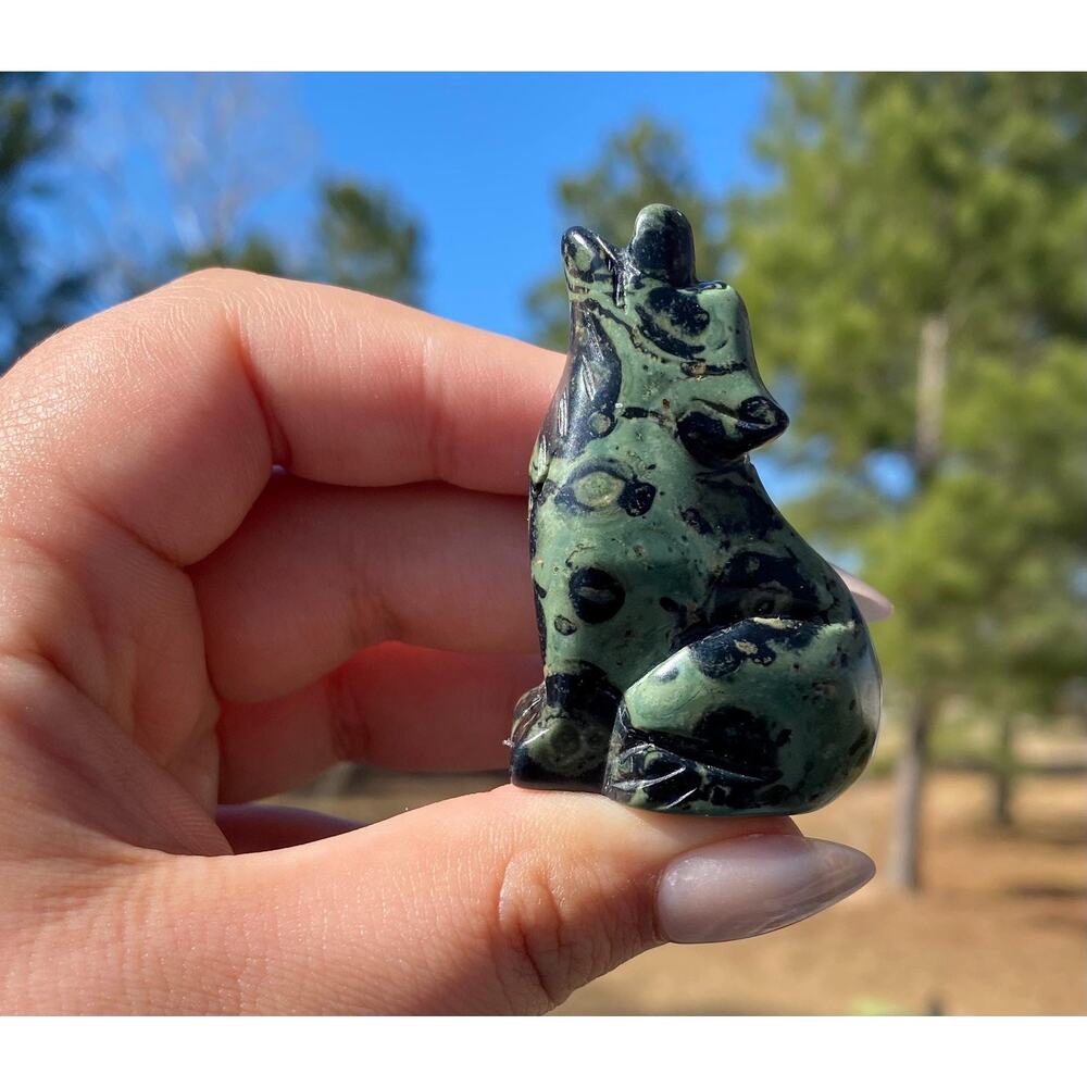 Wolf Kambaba Jasper Crystal Carving - 2” tall
